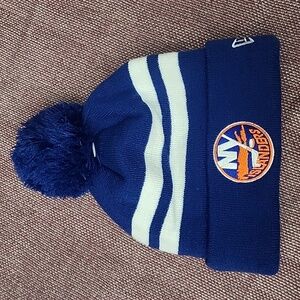 New Era NHL New York Islanders Winter Hat with pompom